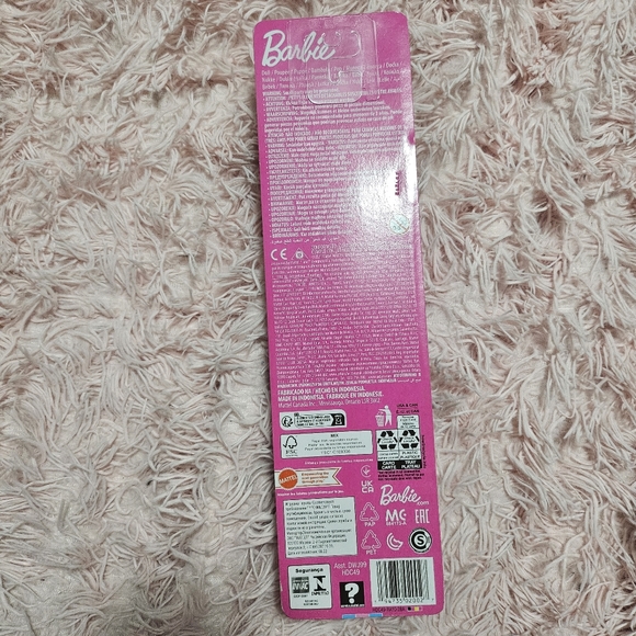 Pretty beach barbie NIB - Picture 4 of 4